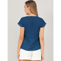 It features a v-neckline and cap short sleeves. Create an endless look in this chiffon blouse. Simple but elegant, making you look more beautiful, stylish, and elegant. Pair up with high-waist shorts, or jeans, or dress it as an overlay for your fresh holiday outfits. Update your seasonal basics with this versatile solid-color blouse. Believe you will need a top like this for the upcoming season. Blouse Simple, Color Blouse, Summer Blouse, Summer Blouses, Hem Style, Chiffon Blouse, Linen Women, Chic Woman, Shop Blouses