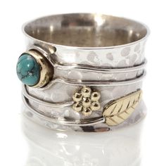 Turquoise and Silver Flower Ring by Charlotte's Web | Charlotte's Web Bijoux Art Nouveau, Silver Flower Ring, Boho Jewellery, Turquoise Stones, Turquoise Rings, Silver Jewelry Handmade, I Love Jewelry, Jewellery Ideas