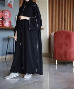 This premium textured black and white obsidian abaya is made from highest quality nidha sweat free fabric Black Abaya Fashion, Abaya For Women, Abayas Black, Ihram Clothing For Women, Dress For Umrah, Types Of Abaya, Abaya For College, Pardha Model Black, Abaya Colors