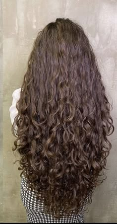 Long Thick Curly Hair, Natural Curly Hair Cuts, Long Healthy Hair, Curly Hair Photos, Hair Remedies For Growth, Thick Curly Hair, Beautiful Curly Hair, Beautiful Long Hair, Long Curly Hair