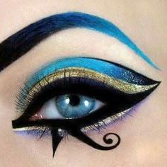 Egyptian Queen Makeup, Egyptian Face Paint, Egyptian Eyes, Egypt Makeup, Egyptian Eye Makeup, Cleopatra Makeup, Egyptian Makeup, Drag Make-up, Egyptian Eye