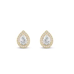 pair of earrings with pear shaped diamonds in yellow gold