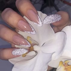 Posh Nails, Feather Nails, Unghie Sfumate, Pointy Nails, Vintage Nails, Vibrant Nails, Mermaid Nails