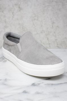 Are you always on the go? These slip on sneakers are just for you! This sneaker features a timeless heather grey color paired with a classic casual style! The inside features a lightly padded insole, while the bottom features a treaded rubber outsole. These shoes are such an effortlessly chic choice with any outfit! Made of all man made materials. Dry sponge clean. Materials will have natural variations, especially on the soles. Size Chart: (size to length) Approximate length of shoe: 5.5 - 9.5" Classic Casual Style, Cute Womens Shoes, Casual Night Out, Pets For Sale, Knit Sneakers, Color Pairing, Grey Sneakers, Classic Casual, Boutique Accessories