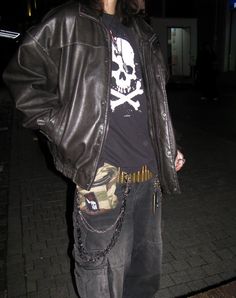 #metalhead  #bullet #leatherjacketoutfit #skull   Dont steal my pic, credit if u wanna use it ‼️ Casual Metalhead Outfit, Metal Head Outfits, Metalhead Outfits, Metalhead Style, 2000s Men, Edgy Fits, Metal Outfit, Masc Outfits