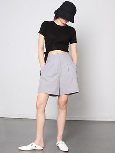 Sku CY-!59095 Material >50%Cotton , Spandex Style Empire , Wide Leg , Original Feature High-Waisted , Solid Occasion Casual , Simple , Original Creation Seasons Summer Type Shorts Color GRAY Size S,M Please consult the size chart we provide for this item's measurements to help you decide which size to buy.Please note: There may be 1-3cm differ due to manual measurement. INCH Waist Bottom Length S 28.35 17.72 M 29.92 18.11 Gray Bottoms With Built-in Shorts For Summer, Modern High Waist Spring Bottoms, Modern High-waist Bottoms For Spring, Modern Fitted Solid Bottoms, Modern Bottoms With Built-in Shorts, Trendy Workwear Pants With Built-in Shorts, Trendy High Waist Fitted Shorts, Modern High Waist Stretch Bottoms, Modern Stretch High Waist Bottoms