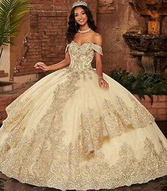 ad eBay - Sweetheart Tulle Appliques Tiered Puffy Champagne Quinceanera Dresses Ball Gown - Buy Now, click the link (eBay) Embroidered Quinceanera Dress, Wedding Catalog, Vestido Charro, Charro Quinceanera Dresses, Quincenera Dresses, Gold Quince, Quinceanera Dresses Gold, Quinceñera Dresses, Mary's Bridal