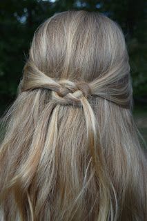 Renfaire Hair Easy, Celtic Braids Tutorial, Polish Braids Hair, Irish Hairstyles For Women, Medieval Hair Tutorial, Anglo Saxon Hairstyles, Celtic Knot Hairstyle, Celtic Braid Tutorial