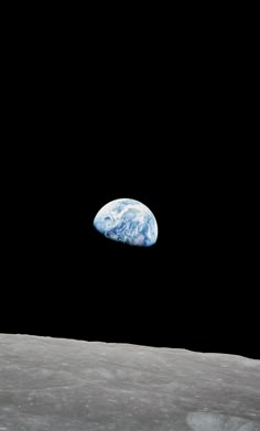 the earth as seen from the moon