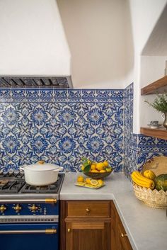 cute italian kitchen Tile Backsplash, House Inspo, Home Is Where, Home Inspo, Future House, A Kitchen, Backsplash, My Future, My House