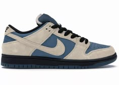 Nike Sb Dunk Low Pro, Nike Kicks, Cooler Style, Streetwear Shoes, Nike Sb Dunk Low, Retro Jordans, Supreme Streetwear, Sb Dunk Low, Nike Sb Dunk