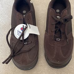 Nwt Champion Suede Brown/Cream Sneakers. They Are Size 4 1/2. They Measure Nine And Three-Quarter Inches Long. (3829) Cream Sneakers, White Athletic Shoes, Champion Shoes, Mens Athletic Shoes, Retro Men, Grey Sneakers, Casual Athletic, Blue Sneakers, Running Shoes Sneakers