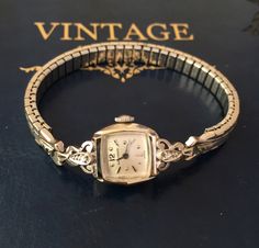 Highest quality antique/ vintage Luxury of all time  ⚜️🔱⚜️🔱⚜️🔱⚜️🔱⚜️ ** Longinees - 10k white gold diamonds  bracelets watch ⚜️Winds and sets well , timekeeping Good.  🧸Oiled & Serviced !  ⚜️10k  solid gold case and diamonds 🧸Genuine Diamonds  ⚜️Signed Movement, dial , case , buckle 🧸100% original antique  ⚜️Cosmetic condition: Top- 95%new (minty )  🧸 Dail - perfect , no marks  ⚜️ fit all size wrist-expandable band Extremely RARE! 《Collection grade》True Anquite to be collected  Case size 18mm-20mm including winding button. *ship by ParcelForce worldwide* with no extra cost 🍀Note: For the nature of vintage and antique watches over more than 50 years , we will check before shipment for 12 hours, make sure the watch is running as described , if it's not working , we will cancel the or Luxury Antique Jewelry And Watches For Women, Luxury Classic Jewelry And Watches With Manual Winding, Luxury Antique Analog Watches, Luxury Antique Business Watches, Cheap Vintage Formal Watch, Adjustable Vintage Watch Accessories, Luxury Vintage Engraved Jewelry And Watches, Luxury Vintage Watch With Date Indicator, Vintage Yellow Gold Diamond Watch With Jubilee Bracelet