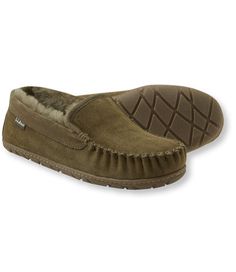 Free Shipping. Discover the features of our Men's Wicked Good Slippers, Venetian at L.L.Bean. Our high qualityFootwear are backed by a 100% satisfaction guarantee. Casual Shearling Slippers With Rubber Sole, Cozy Slip-on Slippers With Leather Sole, Casual Sheepskin Slippers With Rubber Sole, Cozy Slippers With Leather Sole And Round Toe, Casual Sheepskin Slippers With Leather Sole, Cozy Slip-on Slippers With Suede Lining, Cozy Shearling Slip-on Slippers, Shearling Slippers With Suede Lining, Cozy Slippers With Suede Lining And Round Toe