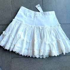 New Bloomingdale Women Aqua Mini Skirt. Size Xs-S. Great For Summer. Ruffle Lace Skirt, Cute Short Skirts, Skirts Cute, Cute Mini Skirts, Mini Ruffle Skirt, White Skirts Outfits, Short White Skirt, White Frilly Skirt, Aesthetic Skirts