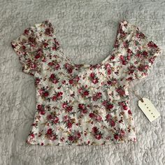 Super Cute Floral/Lace Crop Top From Forever 21. New With Tag. Never Worn. Trendy Stretch Crop Top With Floral Print, Floral Print Short Sleeve Crop Top For Brunch, Vacation Crop Top With Floral Print And Stretch Fit, Floral Print Stretch Crop Top For Vacation, Stretch Floral Print Crop Top For Vacation, Trendy Floral Print Crop Top For Summer, Stretch Floral Print Crop Top For Day Out, Cute Floral Print Crop Top For Spring, Summer Floral Print Crop Top With Short Sleeves