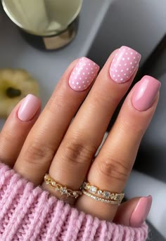 Pink Nails - Spring Polka Dot Pink Nails Short Pink Nails, Polka Dot Nail Designs, Dot Nail Designs, Pink Gel Nails, Dot Nail Art, Cute Spring Nails