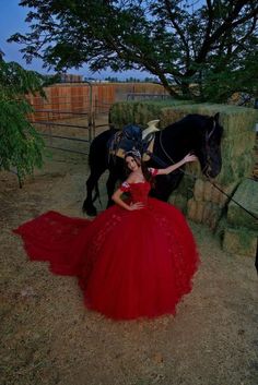 A Quinceañera is the perfect metaphor for the passage from girlhood to womanhood. Adasa offers amazing trendy and sophisticated quinceañera gowns that are perfect for celebrating this wonderful event and looking stunning. There are a lot more gorgeous quince gowns available here than in typical stores. Rancho Theme Quinceanera, Quince Photoshoot Ideas With Horse, Red Quince Venue Ideas, Quince Ideas Red, Quince Horse Photoshoot, Mexican Quinceanera Ideas, Rancho Quinceanera Theme, Quincenera Dress, Red Quince Theme