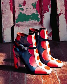 Cute Valentino Boots, Colorful Shoes, Shoe Fits, Shoe Lover, Shoes And Boots, Shoe Style