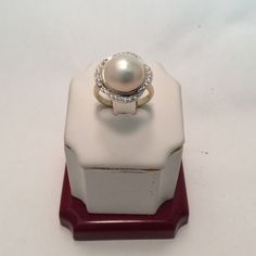 14k Yellow Real Solid Gold Pearl Diamond Lady Ring Band Size 6 6.00gr .35ct Diamonds Solid Real Yellow Gold Metal Type: 14k Solid Real Yellow Gold Weight: 6.00 Grams Size: 6 Diamonds: H Si2 Total Of .35ct Of Round Diamonds Pearl ; 12mm Fresh Water Pearl Comes With A Gift Box Retail $1978.00 Formal White Gold Jewelry Stamped 14k, Formal Pearl Ring With Diamond Accents And Cubic Zirconia, Classic White 14k Stamped Jewelry, Classic Diamond Pearl Ring For Anniversary, Anniversary Pearl Ring With Vvs Clarity Diamond, Classic White Jewelry Stamped 14k, Classic White Gold Pearl Ring With Vvs Clarity, White Gold Pearl Ring With Pave Diamond Setting, White Gold Pearl Ring With Diamond Pave Setting