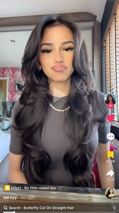 Really Long Hair With Curtain Bangs, Layers For Very Long Hair, Haircuts For Oval Shaped Face Long, Long Black Hair With Layers, Haircuts For Long Curly Hair, Choppy Layers For Long Hair, Curtain Bangs On Curly Hair, Long Wavy Hairstyles, Curls With Straightener