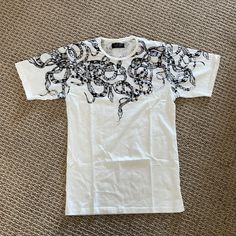 Zara Men Shirt Short Sleeves Size S Excellent Condition, Never Used Add More Than 2 Of My Items To Your Bundle And Receive A Discount! Zara Casual Shirt With Graphic Print, White Zara Shirt For Summer, Zara White Cotton Shirt, Zara White Top For Streetwear, Zara Men Shirt, Zara Man Shirts, Zara Men, Zara Shirt, Zara Man