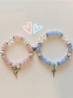 Cute Crystal Bracelets, Best Gifts For Bestie, Matching Ideas For Friends, Matching Bestie Jewelry, Bat Bracelet Pattern, Matching Things With Bestie, Bff Matching Jewelry, Macrame Charm Bracelet, Friendship Charm Bracelets