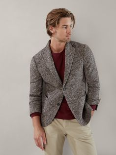 The Wright Wool-Cotton Knit Blazer fits close to the body, size up if you prefer room at the waist. Made in Italy from a luxurious wool-blend marled yarn with rich high/low hues, the lightweight constructions combines the ease of a cardigan sweater with the look of a classic jacket. It boasts all the hallmarks of superior craftsmanship – functional sleeve buttons, pick-stitched lapel, and a turned back collar tab. With patch pockets for convenience and style. Modern, polished, and effortlessly c Elegant Cream Textured Knit Outerwear, Elegant Wool Sweater For Business, Elegant Wool Sweater For Formal Occasions, Fitted Sweater For Business Casual, Elegant Brown Merino Wool Outerwear, Winter Beige Sweater For Formal Occasions, Formal Beige Sweater For Winter, Tailored Wool Cardigan For Formal Occasions, Cream Formal Cardigan For Fall