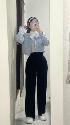 Fresa Outfit Ideas, Ofnis Casual, Ootd Frio Casual, Outfit Formal Invierno Mujer, Outfit Frio Mujer, Outfits Aesthetic Invierno, Inspo Outfits Invierno, Outfit Formal Juvenil, Ootd Frio