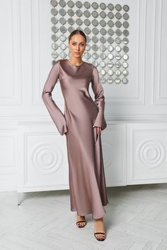 Fabric: Satin Viscose 35%, Polyester 35%, Cotton 20% Nylon 10% Long sleeve Backless Maxi length Gold Long Sleeve Bridesmaid Dresses, Long Sleeve Maxi Satin Dress, Maxi Dresses With Long Sleeves, Satin Dress Long Sleeve Hijab, Long Silk Dress Outfit, Long Party Dresses Classy, Classy Long Sleeve Dress, Long Sleeve Maxi Dress Formal, Satin Maxi Dress Long Sleeve