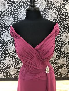 This beautiful dress could be perfect for a mother of the bride of groom! This dress is a size 10. The measurements are: bust-39, waist-31, hips-43. Please see our Sizing Section for questions on how to measure. This gown is a sample and may show signs of shop-wear. For a full list of what shop-wear may include please click here and see question number 2. Elegant Fitted Evening Dress For Mother Of The Bride, Elegant Fitted Mother Of The Bride Dress, Elegant Ruched Mother Of The Bride Dress, Fitted Mother Of The Bride Dress With Ruched Bodice, Elegant Mother Of The Bride Dress With Pleated Bodice, Elegant Mother Of The Bride Dress With Ruched Bodice, Evening Mother Of The Bride Dress With Ruched Bodice, Elegant Fitted Dress For Mother Of The Bride, Pink Mother Of The Bride Dress With Sweetheart Neckline