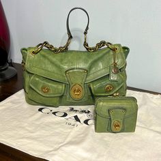 Another Coach Set. This Time Is A Juniper Green Leigh Satchel/Shoulder Bag With Vintage Brass Hardware, Turnlock Closures, Hangtag/Medallion And Leather Woven/Chain Shoulder Strap. So Far No Dustbag Found. Wear Consistent With 16 Year Old Bag But Amazing Nonetheless Imho. Satchel: 14.5” Length - 8.5” Tall - 5” Depth - 12” Strap Drop Didn’t See Another Set Listed. Ask Questions Via The Posh Comments, And Thanks So Much For Checking Out My Closet! Vintage Coach Purses, Old Coach Bags, Vintage Bags 1950s, Brands Outfits, Green Coach Purse, Style 2025, Juniper Green, Bag Closet, Clothes Brands