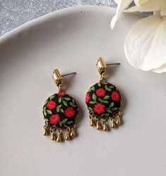 Handmade Rose Red Earrings For Gift, Handmade Red Flower Earrings, Red Nature-inspired Earrings For Gift, Red Handmade Bohemian Flower Earrings, Fabric Earrings Handmade, Unique Red Flower Earrings, Red Rose Earrings, Diy Embroidery Projects, Cottagecore Earrings