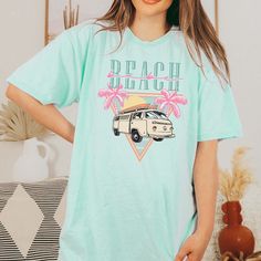 Beach Babe Van tee - Limeberry Designs Group Camping, Camping Tee, Van Design, Beach Adventure, Vintage Vans, Camping Outfits, Us Beaches, Beach Babe, Laid Back Style