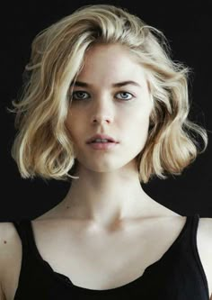 Kort Bob, Wavy Bob Hairstyles, Choppy Bob Hairstyles, Short Straight Hair, Hair Styles 2017, Short Bob Haircuts, Curly Bob Hairstyles, Haircut For Thick Hair, Short Styles