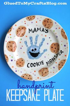 Handmade Gifts From Toddlers, Diy Painted Plates Food Safe, Keepsake Crafts For Toddlers, Handprint Gift Ideas, Mommy And Me Crafts, Cookie Monster Party, Handprint Gifts, Cookie Monster Birthday, Keepsake Crafts