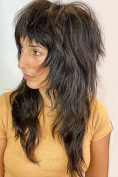 60s-Inspired Long Shaggy Cut for Thick Hair and for ladies with layered hair Long Shaggy Cut, Long Shaggy Mullet, Most Flattering Haircut, Long Shaggy Hairstyles, Long Textured Layers, Mullet Pixie, Long Shaggy Haircuts, Corte Shaggy