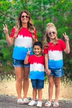 Mom & Kid - Patriotic Firecracker Ombre Top - Sparkle In Pink Children Church, Sparkle In Pink, Ombre Top, Tie Dye Crafts, July Outfits, 4th Of July Outfits, Tie Dye Shirts, Mommy And Me Outfits, July Crafts