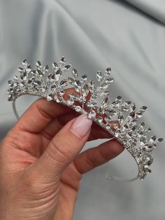 Crown For Wedding Brides, Hair Pieces For Wedding, Crown For Bride, African Beaded Bracelets, Wedding Crown Tiara, Crystal Bridal Headband, Lilac Bridesmaid, Crystal Crown Tiaras, Handmade Crown