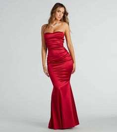 Make it an elegant entrance in the Priscilla formal satin mermaid long dress. She features a strapless sweetheart neckline, chic pleated detailing across the padded bust, a slim-fit bodice and a hip-hugging fit, and a floor-sweeping hem with a mermaid silhouette that will flaunt your gorgeous figure. The sleek lined satin-knit fabric showcases a luxe sheen. Complete the look with rhinestone statement earrings for your next gala or ball.Fit & FeaturesStrapless sweetheart necklinePleated, ligh Slim Fit Formal Dress, Mermaid Dress Red, Strapless Mermaid Dress, Mermaid Long Dress, Satin Mermaid Dress, Elegant Entrance, Dress Satin Bridesmaid, Priscilla Ricart, Backless Dress Short