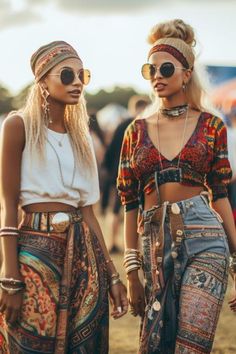 Vetement Hippie Chic, Mode Coachella, Look Da Festival, Hippie Festival Outfit, Look Hippie, Festival Outfit Inspiration