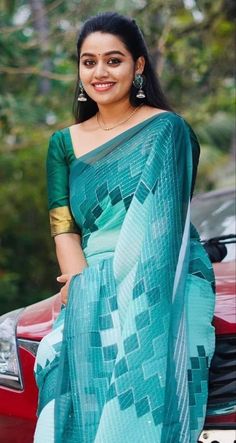 Saree Styling, Half Sarees, Indian Saree Blouses Designs, Fashion Top Outfits, Traditional Saree, Arab Women