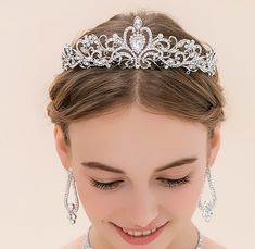 Bridal Bridesmaid Wedding Prom Crystal Rhinestone Diaman Crown Tiara Gifts Description: Description： 100% brand new & high quality Color：As shown in figure Size：one size Material：alloy Package ：1* Hair band SKU：DTS6989 Preview: Wedding Crown Tiara, Tiara Headband, Bride Crown, Crown Tiara, Rhinestone Tiara, Princess Tiara, Rhinestone Crown, Headband Tiara, Crystal Tiaras