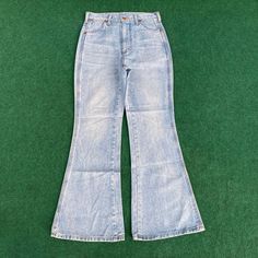 (READ FIRST BEFORE BUYING DESCRIPTION Vintage Wrangler Blue Denim Wide Flare 90s Sz 30 Women Bootcut Jeans Condition : Used Condition, have some defect refer picture Size on tag : Refer Picture Measurement : Refer Picture Material :  SHIPPING AND HANDLING Shipping duration is vary depending on location..all item is ship using EXPEDITED SHIPPING by DHL or FEDEX with tracking and usually will arrive within 3 - 5 working days PAYMENT We accept PayPal only. The item will be sent within 3 days after 90s High Rise Flare Jeans In Denim Blue, Vintage Washed Blue Flare Jeans For Spring, Vintage Mid-rise Flare Jeans For Summer, Vintage Washed Blue Spring Flare Jeans, Vintage Medium Wash Denim Flare Jeans, Retro High Rise Washed Blue Jeans, Vintage Denim Flare Jeans For Summer, 90s Style Full-length Denim Flare Jeans, Vintage Full-length Flare Jeans For Streetwear