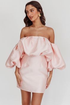 Dream Time Puffed Neckline Mini Dress Blush by Selfie Leslie Light Pink Short Dress, Pink Short Dress, Pink Dress Shoes, Style Bubble, Brunch Dress, Off Shoulder Fashion, Mini Dress Fashion, Split Maxi Dress, Iron Material