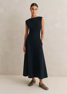 Women's Navy Travel Tailoring Boat Neck Midi Dress | ME+EM Boat Neck Midi Dress, Midi Dress Navy, Ankle Sleeve, Midi Dress Fall, Travel Dress, Navy Midi Dress, Summer 24, My Job, Navy Women