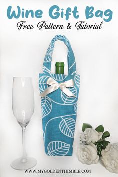 Diy Denim Wine Bag, How To Make Wine Bags, Wine Bottle Carrier Pattern, Wine Bottle Holder Pattern, Wine Bottle Gift Bag Free Pattern, Fabric Wine Bottle Bag Free Pattern, Fabric Wine Bottle Holder Bag Tutorials, Diy Wine Bags Pattern, Fabric Wine Bags Diy Free Pattern