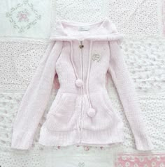 Cute Winter Outfits Sweaters, Pink Outfits For Winter, Cutesy Winter Outfits, Pink Winter Fits, Pink Winter Outfit Aesthetic, Pink Simple Outfit, Gyaru Fashion Pink, Knitted Jacket Outfit, Cute Girly Winter Outfits