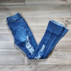 Brand New Never Worn In Poly Bag Boot Cut Raw Hem Five Pocket Design Medium Wash Factory Distressed Front Button Zip Closure Angel Princess, Shein Jeans, Country Stuff, Jeans Ripped, Medium Wash Jeans, Jeans Distressed, Poly Bags, Boot Cut Jeans, Washed Jeans