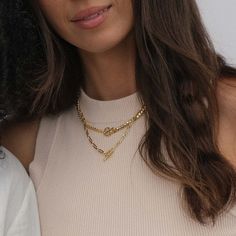 Your search for a bold and unique chain stops here. Jacque's bold and statement design, with chunky curb chain detailing and a flat profile, keeps your collarbone on trend. Instantly wearable, layer on to create a look that is uniquely you. Chic Chain Link Metal Necklace, Chic Chunky Chain Metal Necklace, Chic Metal Chunky Chain Necklace, Stylish Chain Link Necklace With Adjustable Chain, Chic Toggle Necklace With Gold Chain, Chic Metal Toggle Necklace With Gold Chain, Chic Chunky Chain Necklaces, Chic Chunky Chain Metal Jewelry, Trendy Everyday Jewelry With Curb Chain